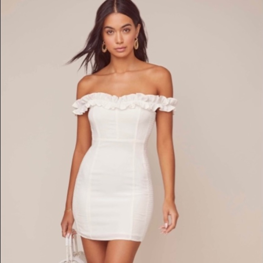 ASTR THE LABEL RENATA OFF THE SHOULDER DRESS